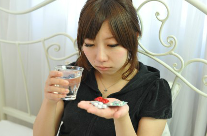 めまいや吐き気は市販薬の前に病院へ